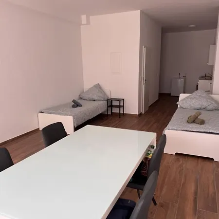 Apartament Cozy In *
