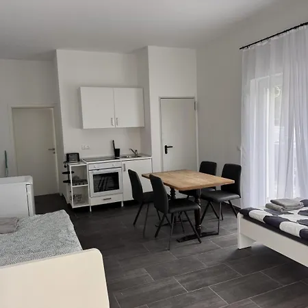 Cozy In Apartament Leverkusen